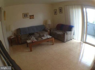 8678 Village Square Dr unit 14/867, Alexandria, VA 22309 - photo 3