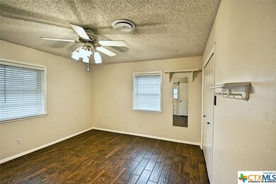 1322 Fieldcrest, New Braunfels, TX 78130 - photo 7