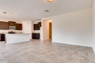 4 living room_kitchen