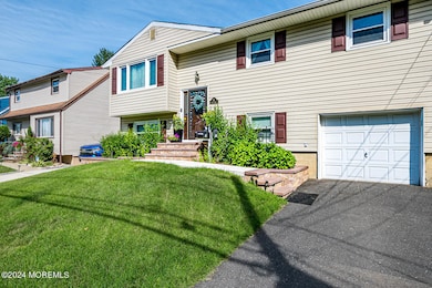 337 Cedar St, South Amboy, NJ 08879 - photo 4