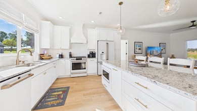 426 Moon Bay Dr, Kuttawa, KY 42055 - photo 7