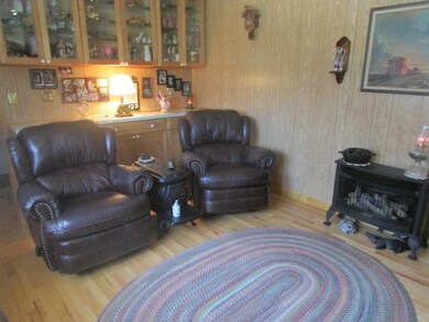 Another view - check out those gorgeous hardwoods! 