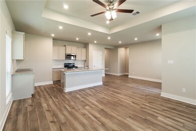 6310 Trado Dr, College Station, TX 77845 - photo 3