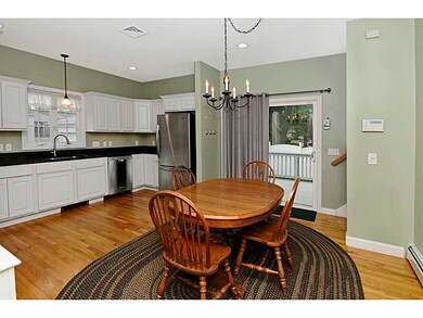 85 Sandringham Ave, Providence, RI 02908 - photo 4