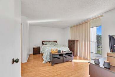 6850 Royal Palm Blvd unit 208G, Margate, FL 33063 - photo 5