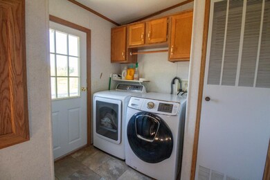 31187 180th St Mud-Laundry (18).jpg
