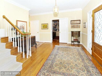 7313 Pomander Ln, Chevy Chase, MD 20815 - photo 2