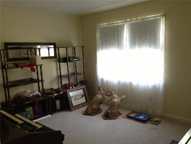 709 Sanderson Dr, Hopkinsville, KY 42240 - photo 3