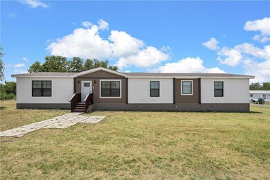 835 Derek Rd, Eddy, TX 76524 - photo 2