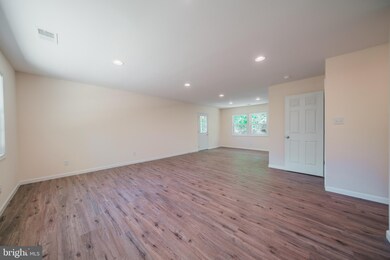 664 Luchase Rd, Linden, VA 22642 - photo 3