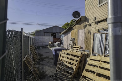 235 E 1st St, Buttonwillow, CA 93206 - photo 5