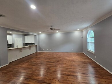 Extra large Living/Dining Combo
