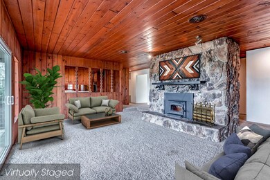 7 living staged