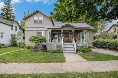 706 W Loomis St, Ludington, MI 49431 - photo 4