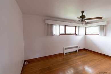 43 Orchard Ave, Albany, NY 12203 - photo 5