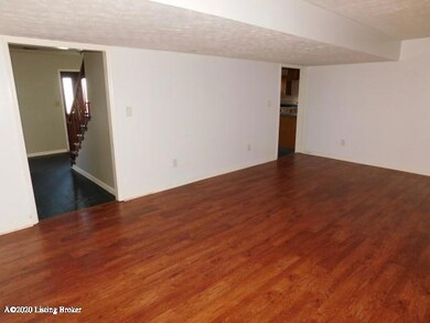 Living Room (2)