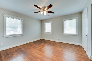 3406 Norhill Blvd unit 2, Houston, TX 77009 - photo 6