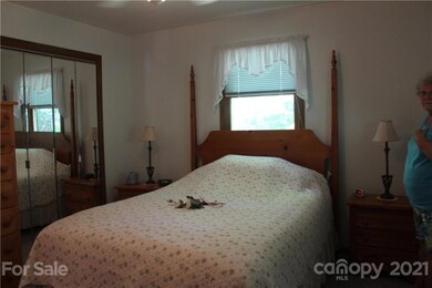 127 Blevins Knob Dr, Burnsville, NC 28714 - photo 7