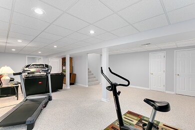 2051 Spice Cir, Naperville, IL 60565 - photo 3