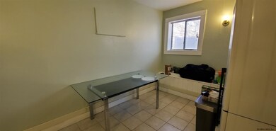 135 Division St, Saratoga Springs, NY 12866 - photo 6