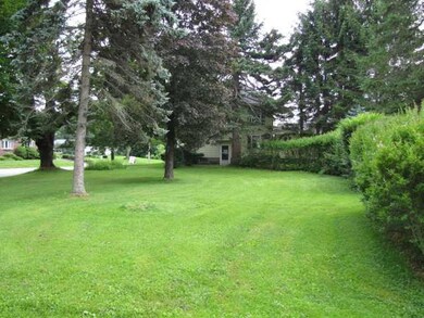 Yard/Garden.
