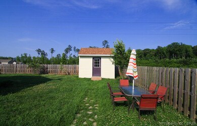 102 Byway Cir, Kilmarnock, VA 22482 - photo 6