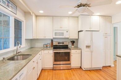 24 Dark Woods Rd, Edgartown, MA 02539 - photo 4