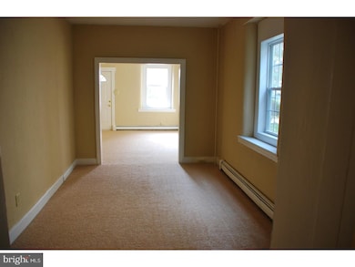 903 W Broad St, Quakertown, PA 18951 - photo 5