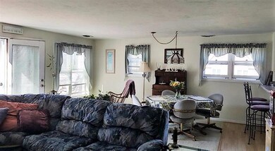 72 Fairway Dr, Plymouth, MA 02360 - photo 4