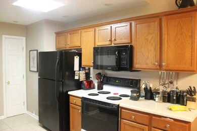 Elec Range, Dishwasher, Disposal and microwave. Pa