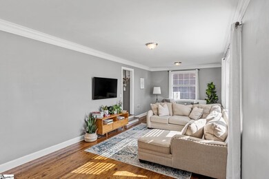 119 Fairlane Dr, Simpsonville, SC 29680 - photo 2