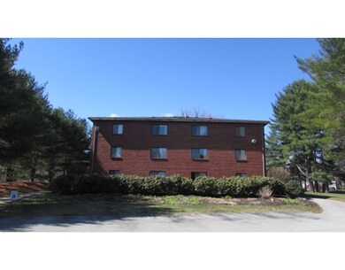 8 Longmeadow Dr unit 32, Rowley, MA 01969 - photo 2