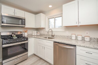 28 Burlington Ave unit 3, Wilmington, MA 01887 - photo 6