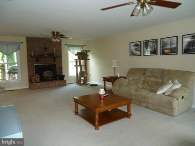 34444 Harry Byrd Hwy, Round Hill, VA 20141 - photo 7