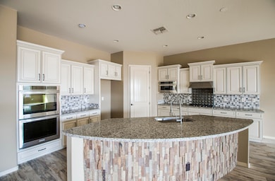 Gourmet Kitchen