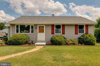 1429 Rowe Dr, Glen Burnie, MD 21061 - photo 2