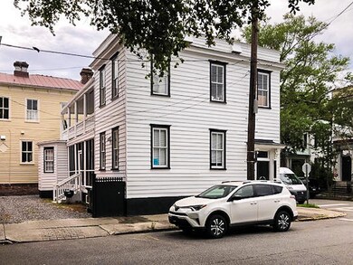 27 Pitt Driveway