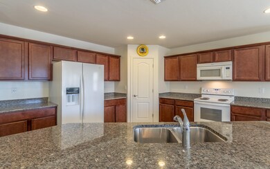 Kitchen Great For E