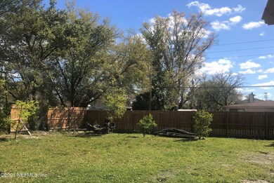 6407 Harlow Blvd, Jacksonville, FL 32210 - photo 4