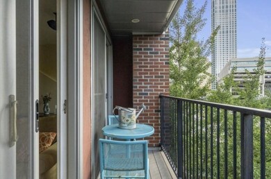 64-66 Salem St unit 5R, Boston, MA 02113 - photo 4