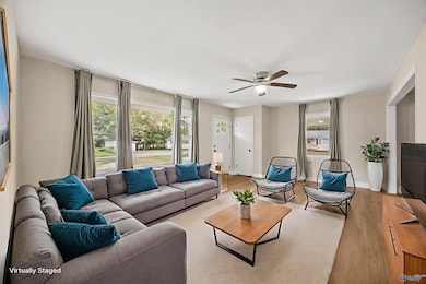 127 Christopher Cir, Athens, AL 35611 - photo 3