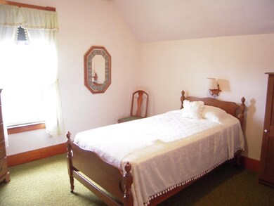 97 Tremont St, Barre, VT 05641 - photo 6