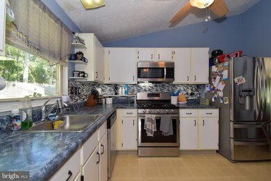 711 Gull Wing Ct, Galloway, NJ 08205 - photo 6