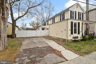 121 3rd Ave, Lansdowne, MD 21227 - photo 2