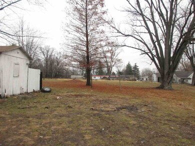 304 W Jefferson St, Edwardsport, IN 47528 - photo 3