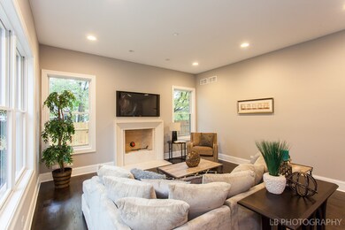 1884 Summerton Place, Northbrook, IL 60062 - photo 6