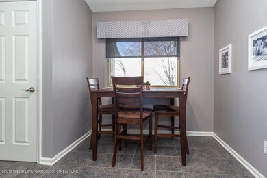 Eat-in Kitchen