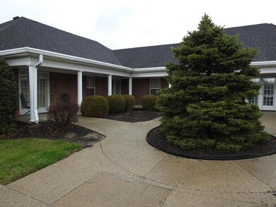 8409 Elsie Ct unit 8409, Louisville, KY 40228 - photo 3