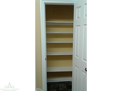 1122 W Allegan St, Lansing, MI 48915 - photo 7