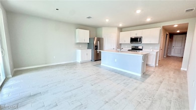 17710 Shade Tree Loop, Punta Gorda, FL 33982 - photo 4